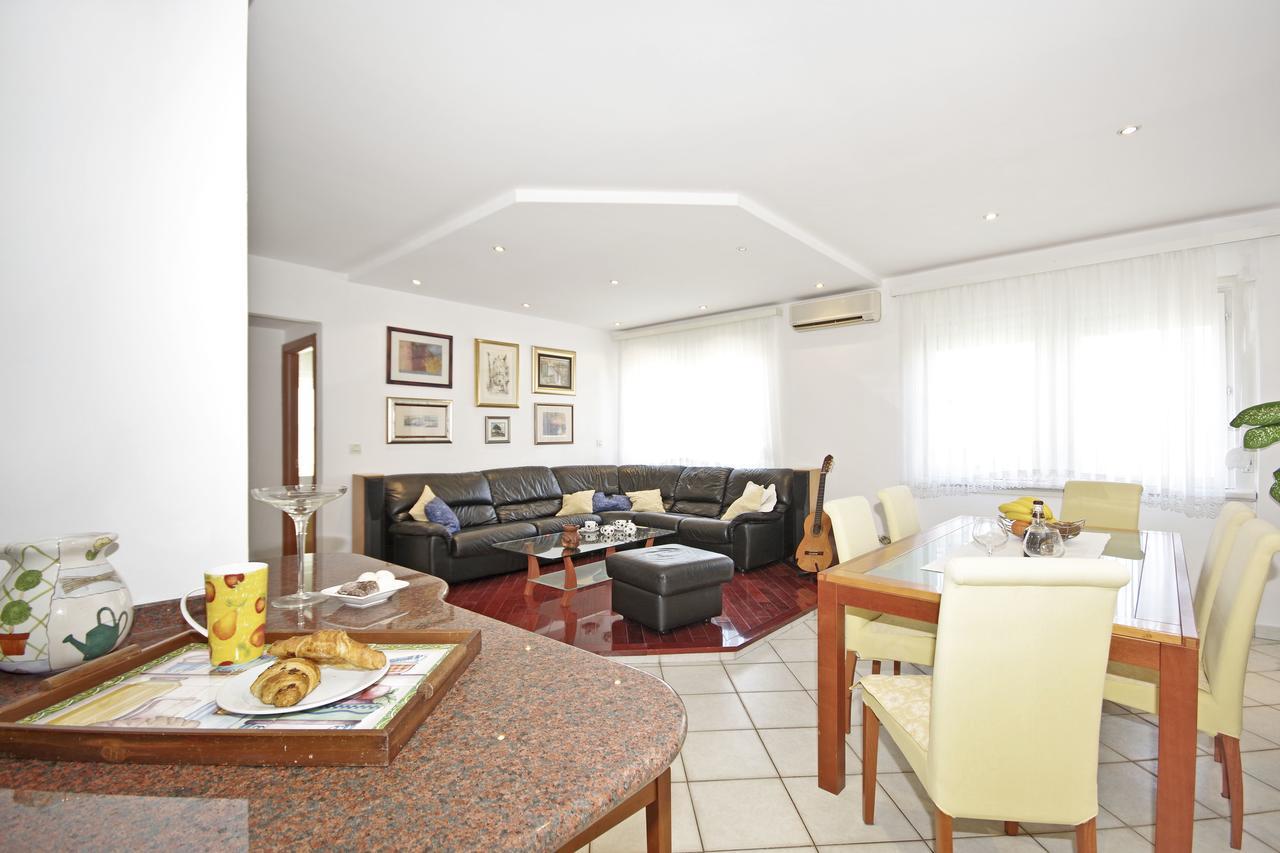 D & J Apartment Σπλιτ Εξωτερικό φωτογραφία